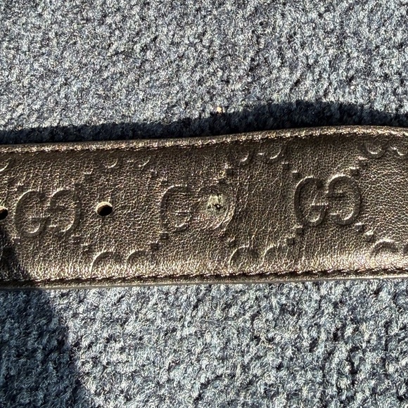 Gucci Black and Tan Leather Strap - Picture 5 of 5